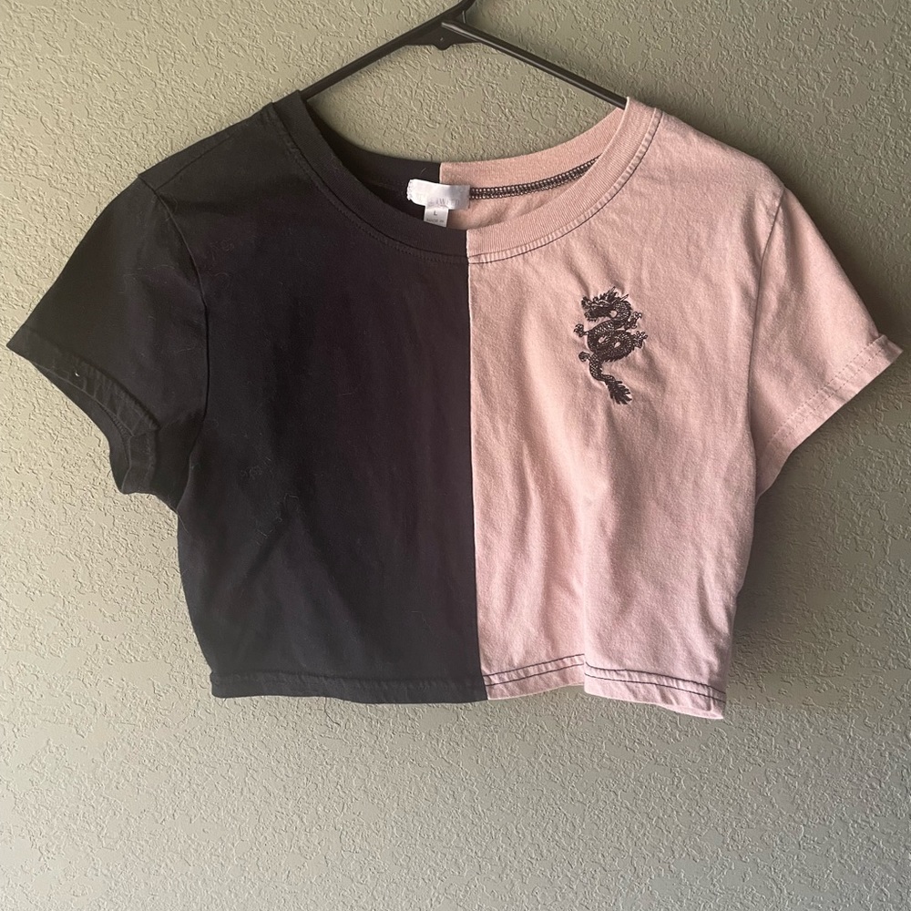 Cropped top with embroidered dragon